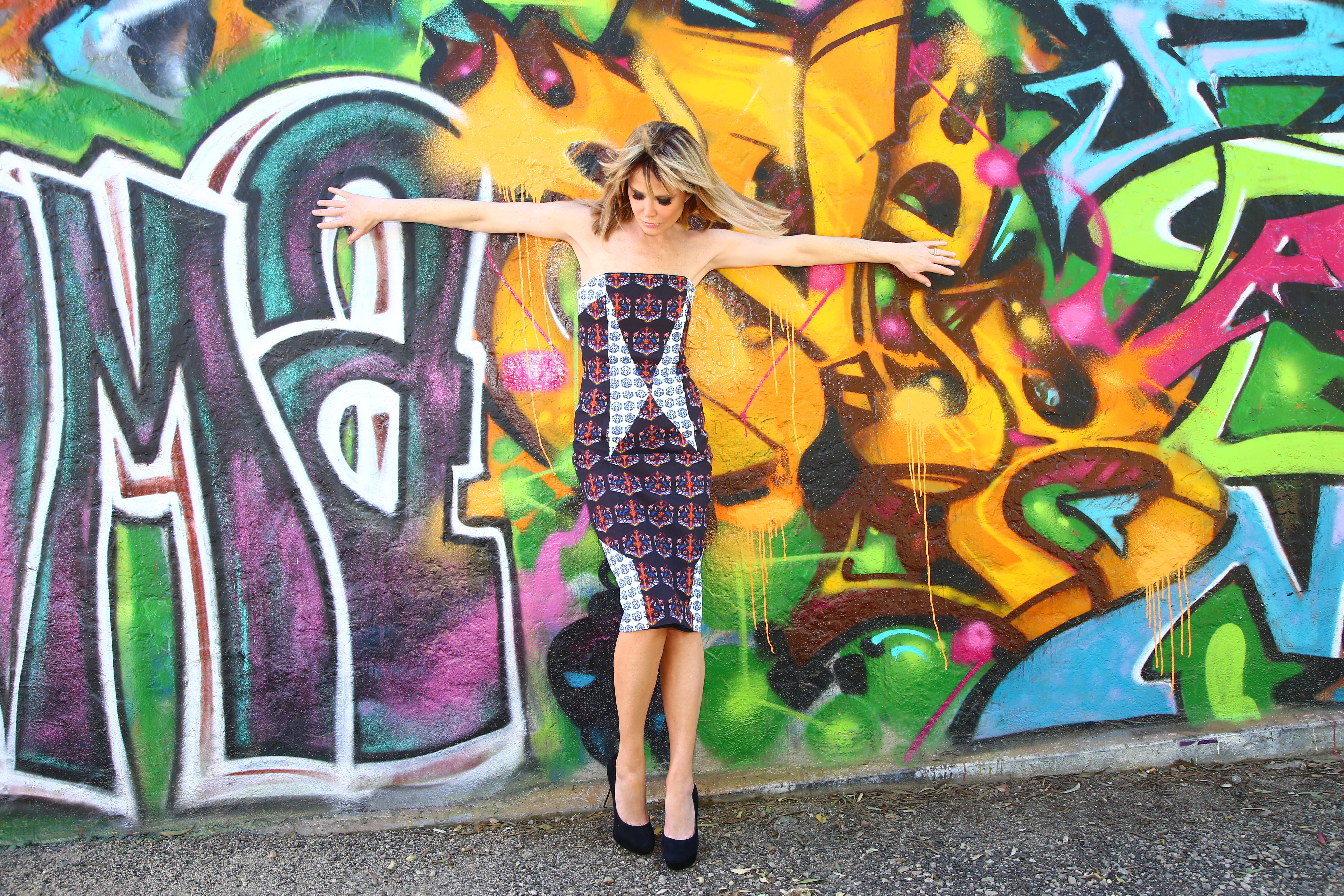Laura Dunn fashion blogger Tanya Taylor fashion industry statistics